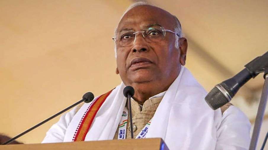 congress chief mallikarjun kharge- India TV Hindi