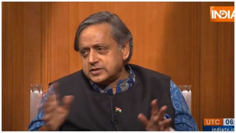 Aap ki Adalat Shashi Tharoor bought plane ticket by taking loan of 60 rupees during first abroad tri- India TV Hindi