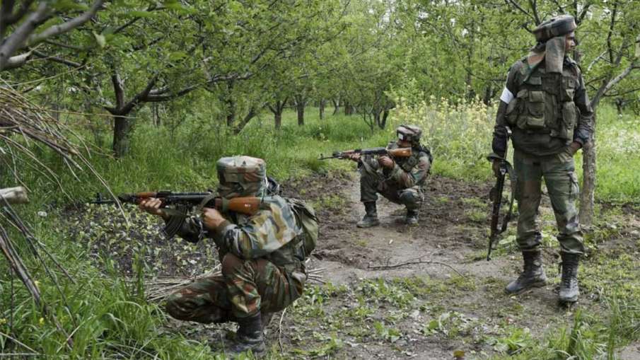 Jammu and Kashmir, dassal, area, terrorists, security forces, encounter- India TV Hindi