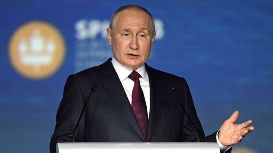 व्लादिमिर पुतिन, रूस के राष्ट्रपति- India TV Hindi