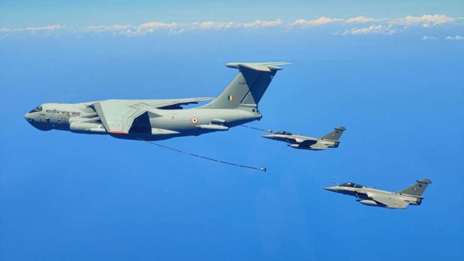 Rafales refueled mid air - India TV Hindi