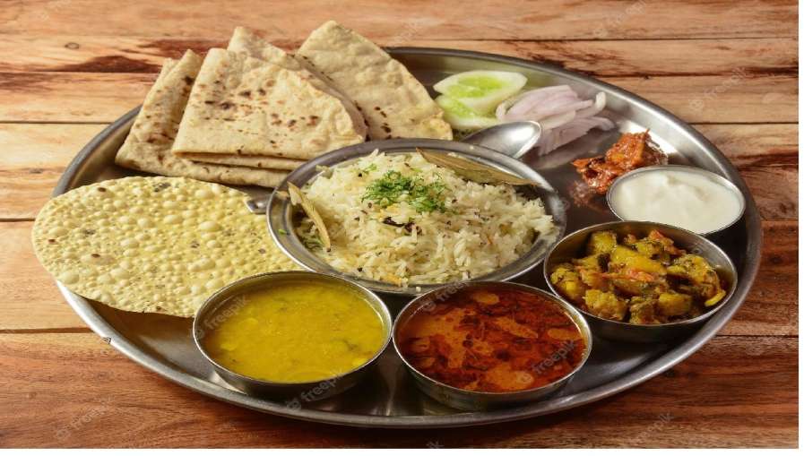 Food tastes bitter due to the witch of inflation!  Learn how expensive veg and non-veg thali became in just 30 days