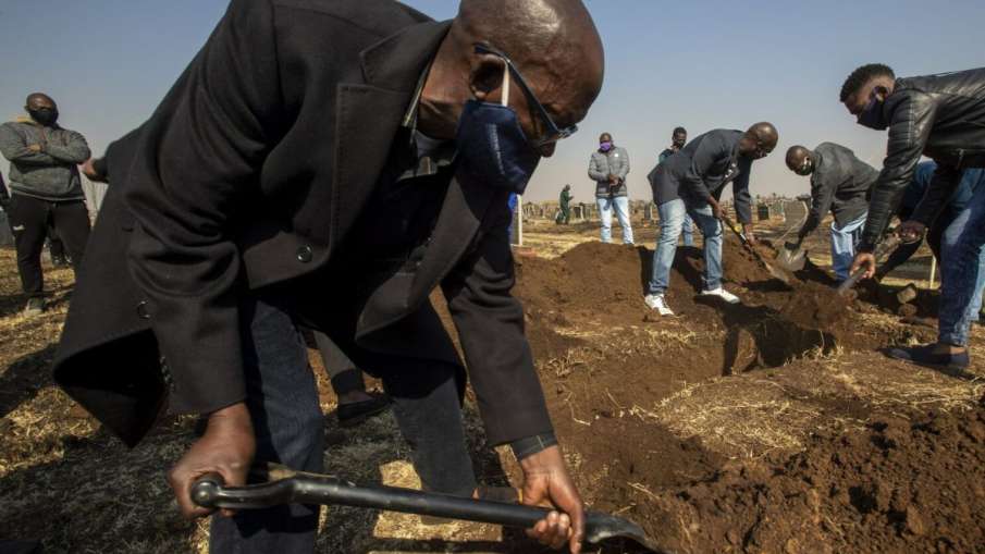 दक्षिण अफ्रीका में टीबी के प्रकोप में पुरुषों की हो रही सबसे ज्यादा प्रभावित।- इंडिया टीवी हिंदी