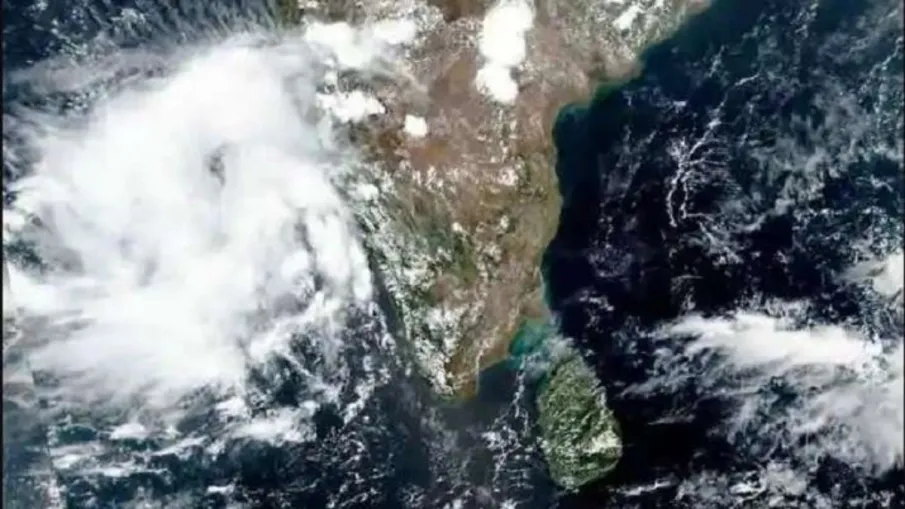 cyclone tej alert- India TV Hindi