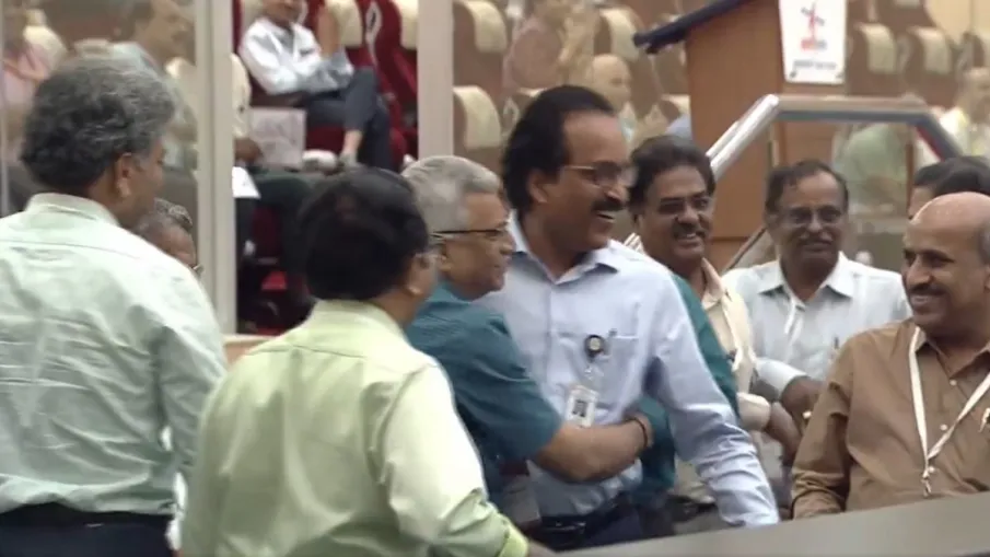 इसरो ने रचा इतिहास, गगनयान के क्रू मॉड्यूल की टेस्ट लॉन्चिंग सफल गगनयान की सफलता के बाद...- India TV Hindi