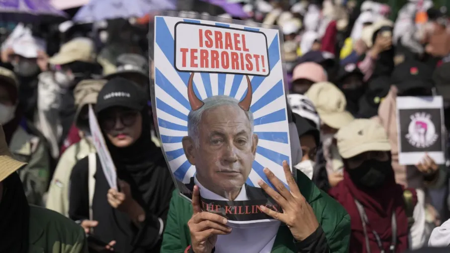 इजराइल के सड़क पर अविश्वास।- इंडिया टीवी हिंदी